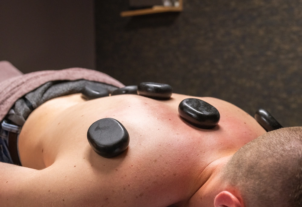 Masáž lávovými kameny